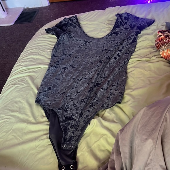 American Eagle Body Suit - Picture 1 of 2